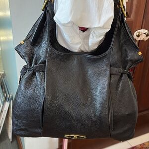 Elliott Lucca   Shoulder bag  pebbled leather Black   Brass HW  2 front pockets